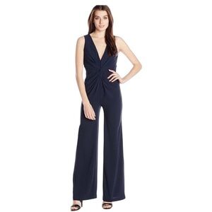 GORGEOUS‎ HALSTON HERITAGE BLACK SLEEVELESS ROMPER/JUMPSUIT - NWT